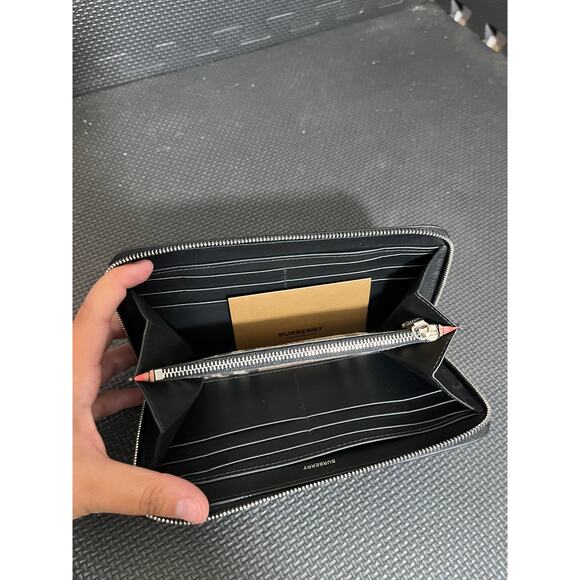 NWT Burberry Elmore Vintage Check Plaid Wallet Authentic Nova Check Zip Around - Picture 4 of 10